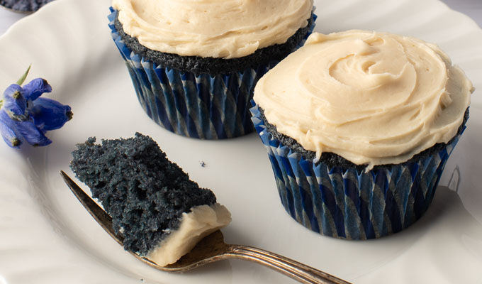 Blue Velvet Cupcakes 