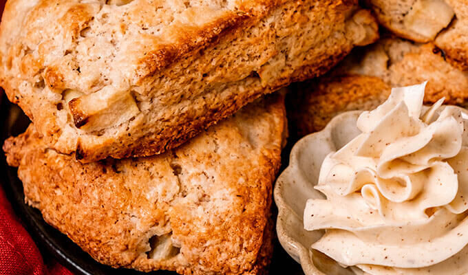 Apple Cinnamon Scones