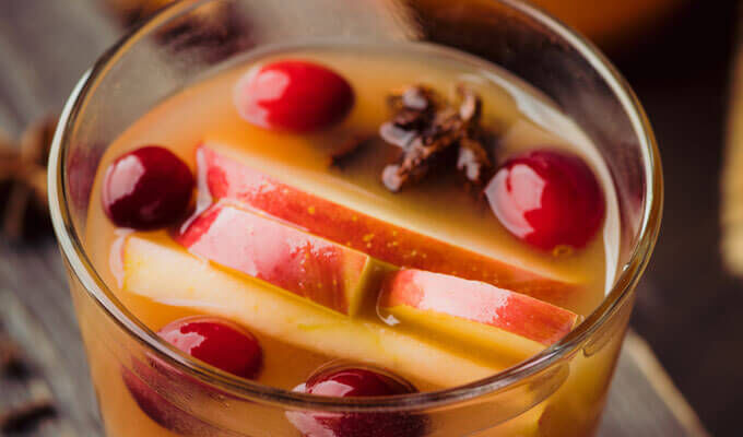 Hot Apple Cider with Cranberry
