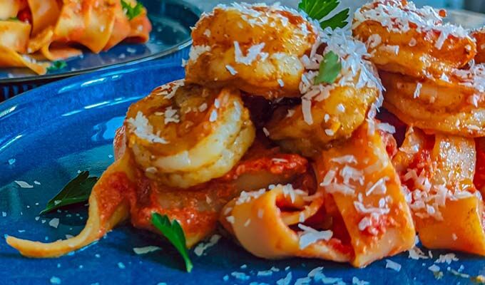 Pimiento Picante Shrimp Linguine 
