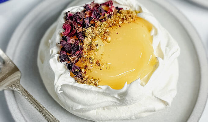 Saffron Pavlovas with Lemon Curd
