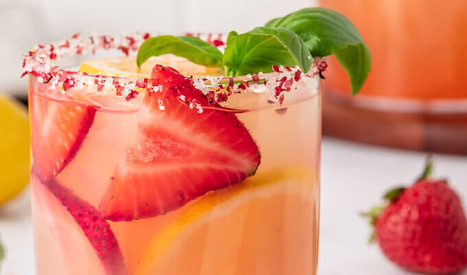 Strawberry Peppercorn Lemonade